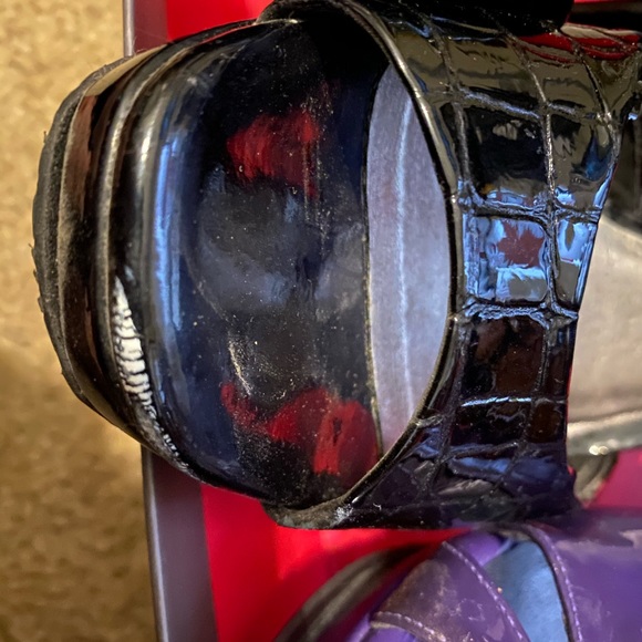 Gianni Bini patent leather heels - Picture 7 of 7